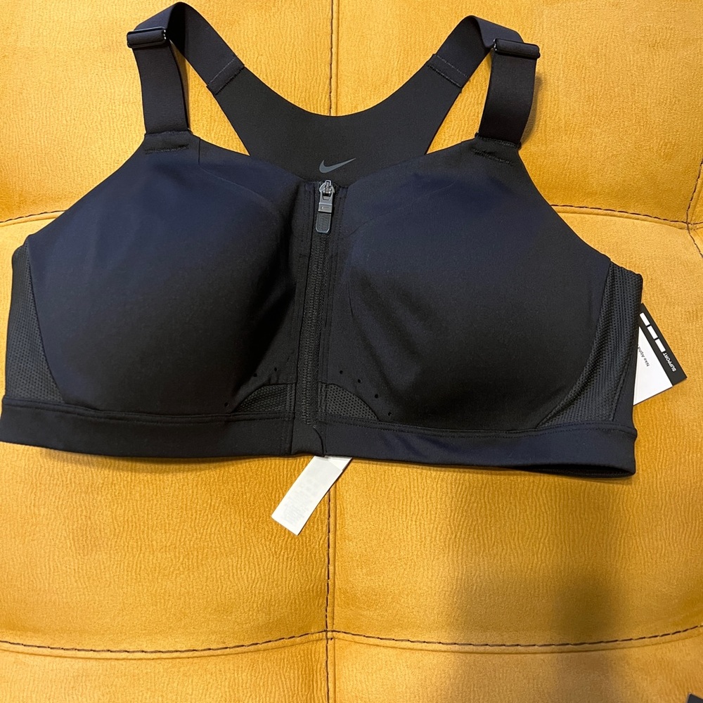 Nike Alpha
Women's High-Support Padded Zip-Front Sports Bra Xl (C-E)